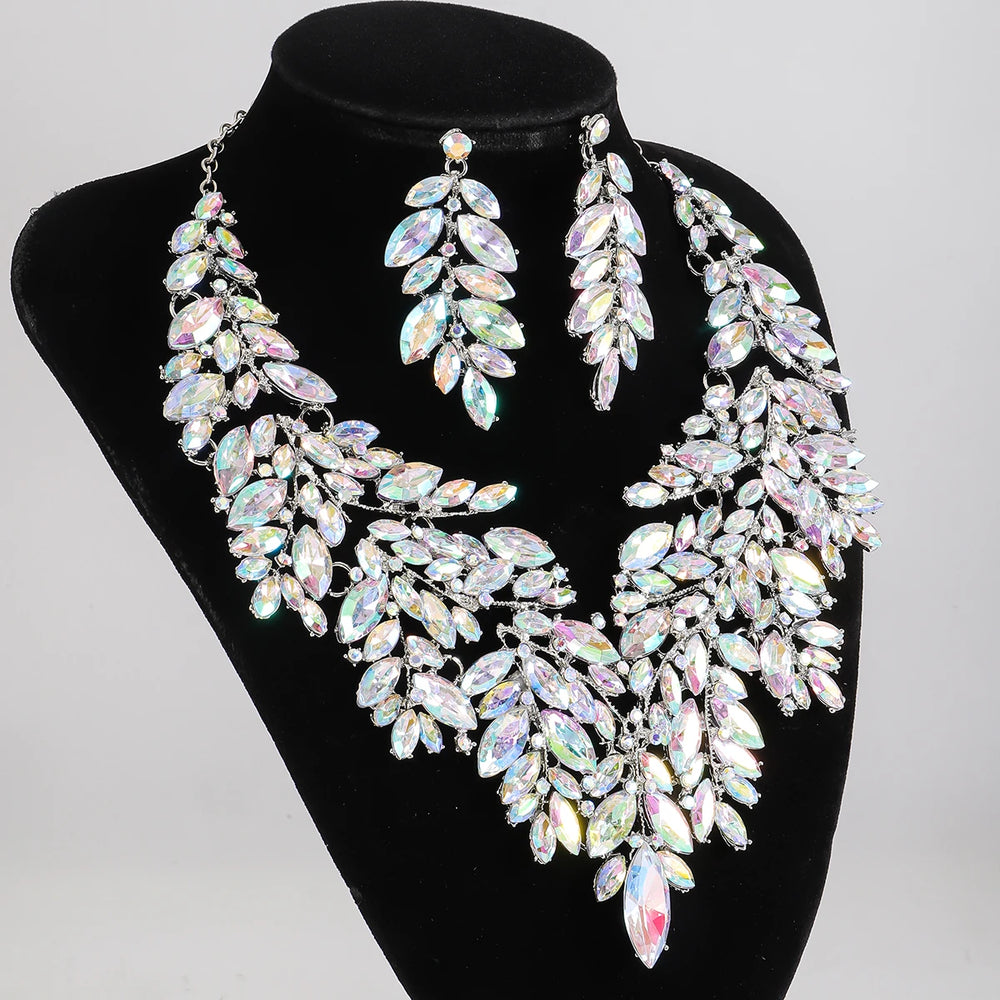 
                      
                        3pcs/set Rhinestone Leaf Earrings Necklace Earrings Set Banquet Crystal  Accessory
                      
                    