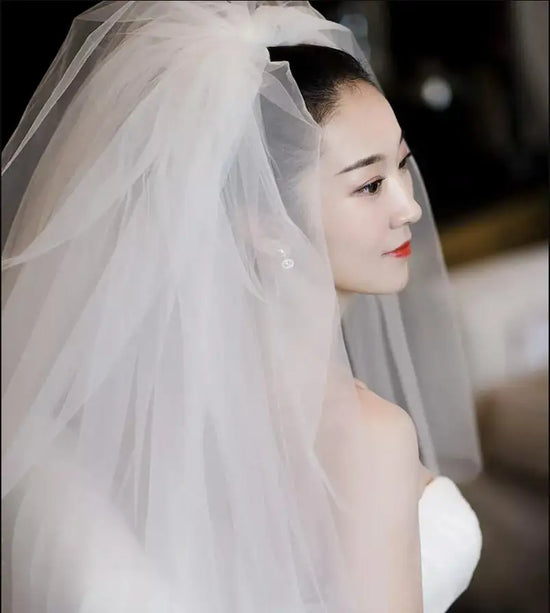 4 Tiered Short Wedding Veil Cut Edge Tulle Bridal Veils With Comb