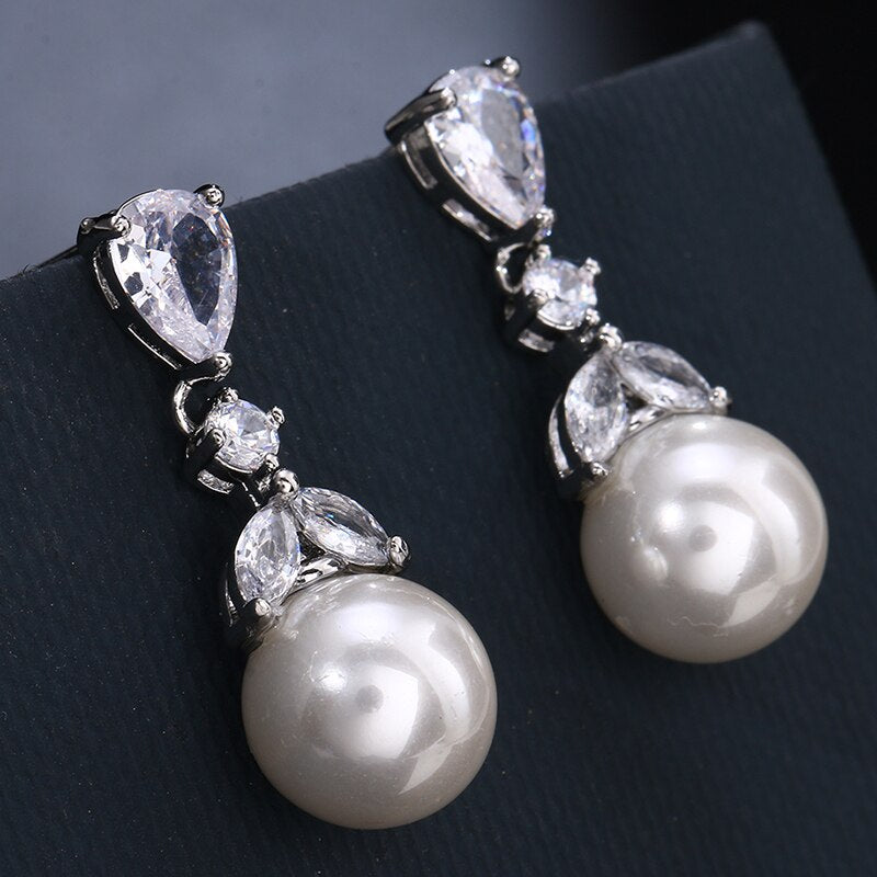 
                      
                        Fashion Imitation Pearl Drop Cubic Zirconia Wedding Earrings
                      
                    