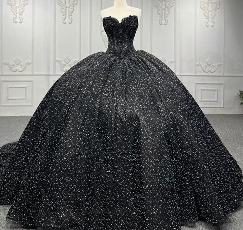 
                      
                        Quinceañera Black Ball Gown Party Dress
                      
                    