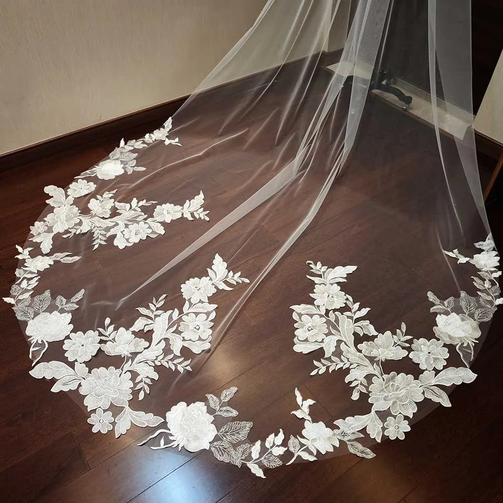 
                      
                        Fairy Floral Lace Wedding Bridal Veil with Comb 3 Meters Long Single Tier
                      
                    