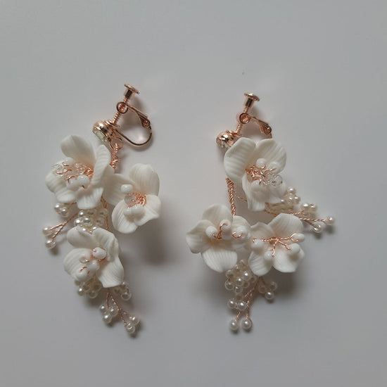 Load image into Gallery viewer, Handmade Luxury Rhinestones Pearls Ceramic Flower Bridal Tiara Headband Wedding Crown
