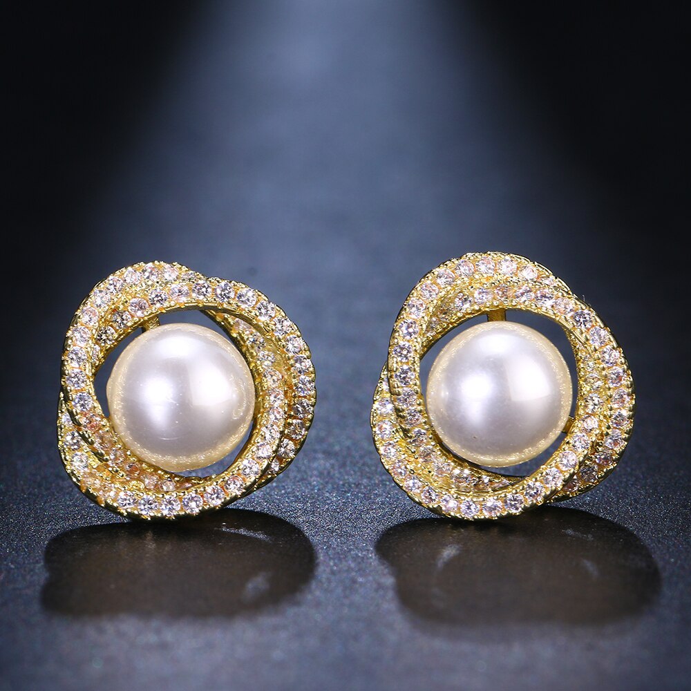 
                      
                        Fashion Imitation Pearl Drop Cubic Zirconia Wedding Earrings
                      
                    