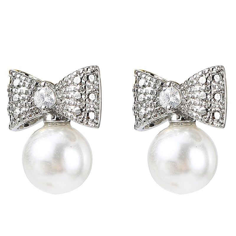 
                      
                        Fashion Imitation Pearl Drop Cubic Zirconia Wedding Earrings
                      
                    