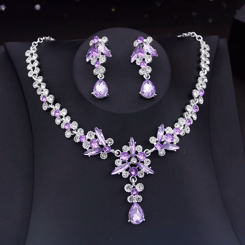 
                      
                        Luxury Fashion Jewelry Sets for Women Tiara Necklace Earrings Set
                      
                    