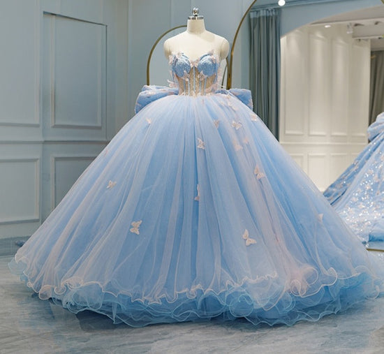 Load image into Gallery viewer, Romantic Ball Gown  Quinceañera Dress With Butterflies

