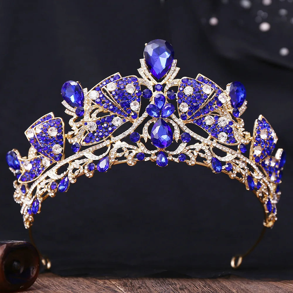 
                      
                        Butterfly Crystal Crown Rhinestone Princess  Tiara Hair Accessories, this stunning oversized tiara features brilliantly cut crystals arranged in a mesmerizing mirrored illusion pattern
                      
                    