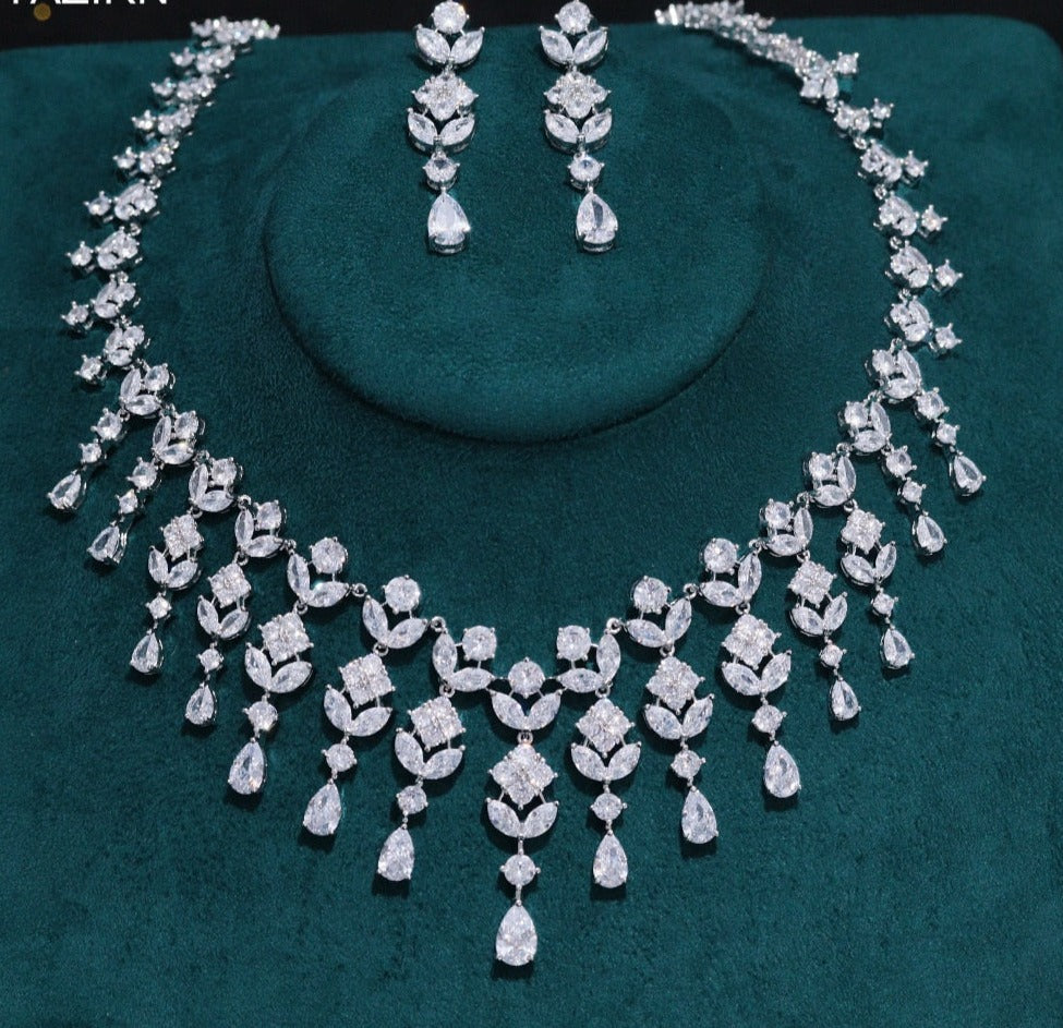 Cubic Zirconia Bridal Jewelry Set 2PCS Necklace Earrings Handcrafted Crystal Choker Set