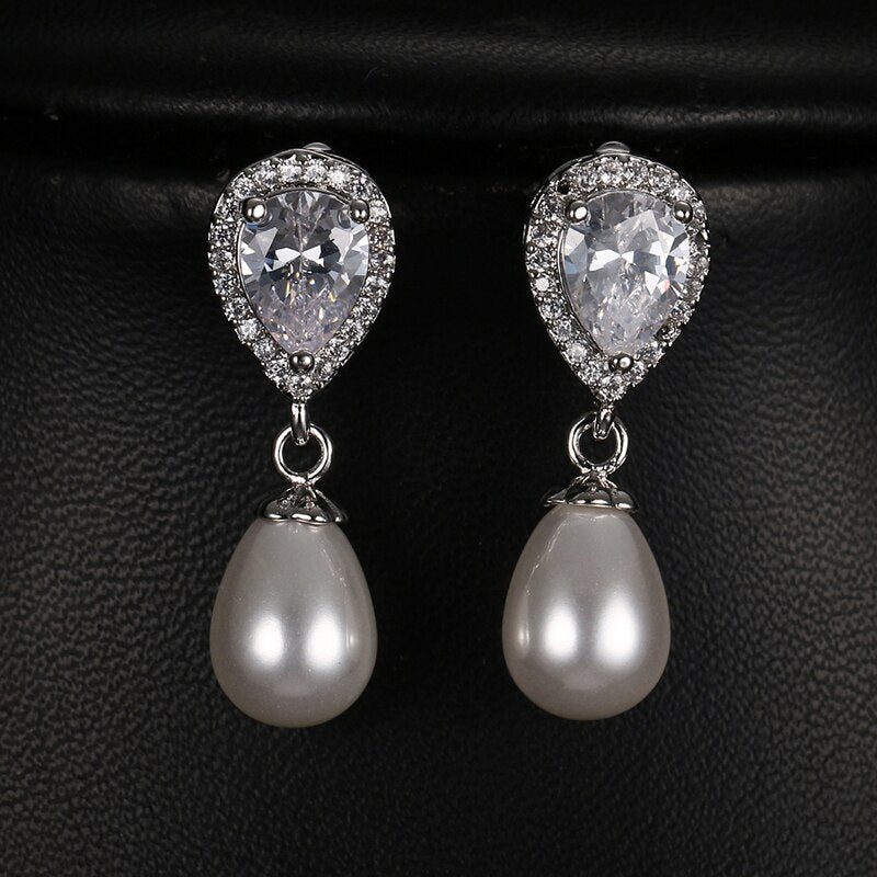 
                      
                        Fashion Imitation Pearl Drop Cubic Zirconia Wedding Earrings
                      
                    