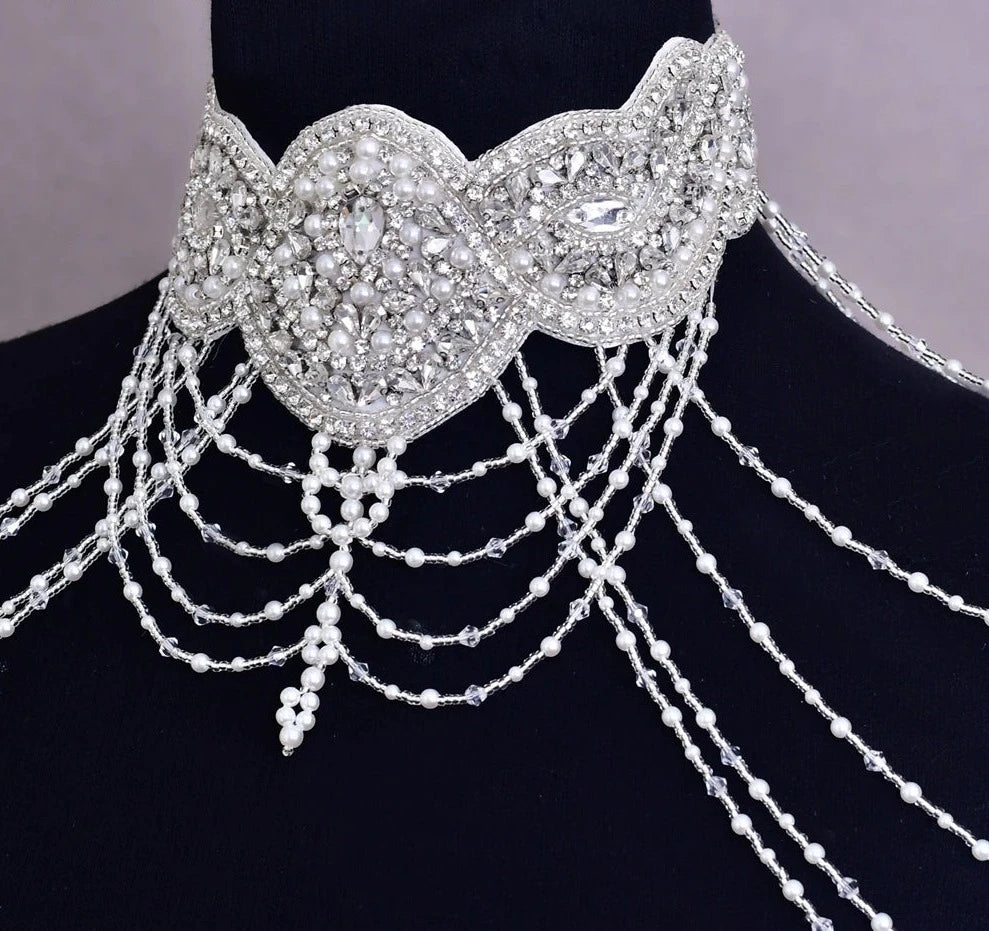 
                      
                        Wedding Shoulder Chain Necklace Rhinestone Beaded Pearls Bridal Body Chain
                      
                    