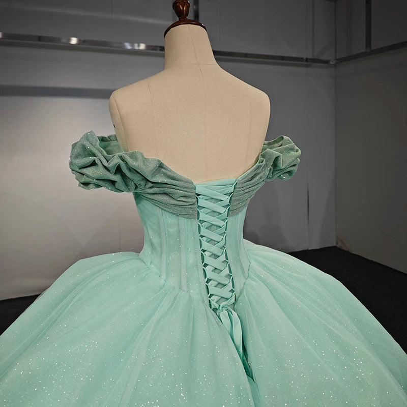 
                      
                        Green Scoop Short Sleeves Cap Sleeve Lace Up Ball Gown Elegant Quinceanera Dress
                      
                    