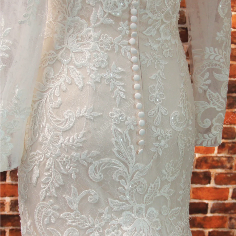 
                      
                        Lace Long Sleeve Mermaid Wedding Dress
                      
                    