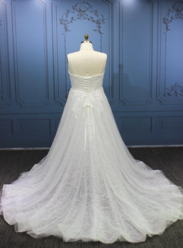 
                      
                        Plus Size A Line Tulle Lace Bridal Wedding Gown
                      
                    