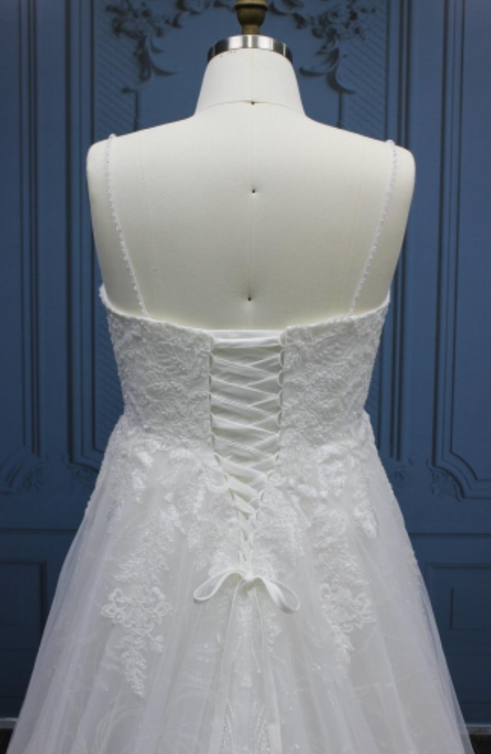 Plus Size A Line Tulle Lace Bridal Wedding Gown