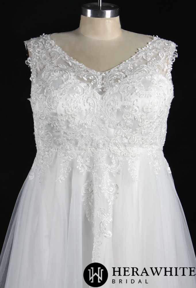 
                      
                        Plus Size Corset Beaded Lace On Tulle Bridal Gown
                      
                    