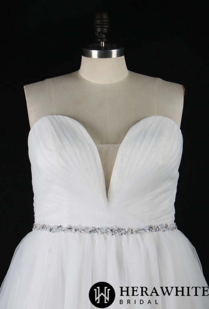 
                      
                        Deep V-Neck Pleated Bodice Tulle A-Line Wedding Dress
                      
                    