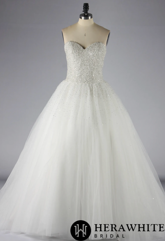 Load image into Gallery viewer, Sparkling Sweetheart Crystal Beaded Tulle Ball Gown
