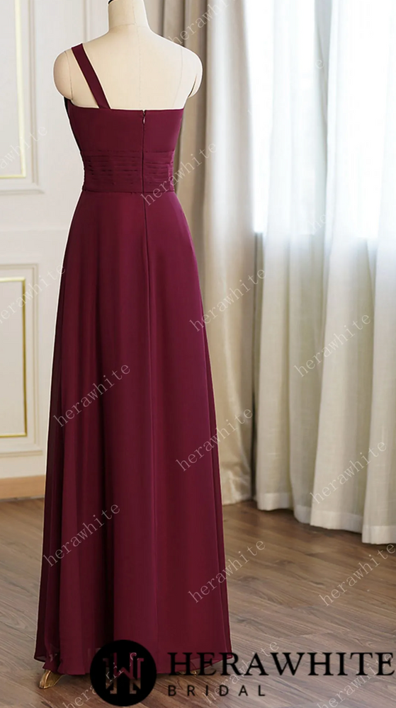 
                      
                        A-line Burgundy Chiffon One Shoulder Bridesmaid Dress
                      
                    