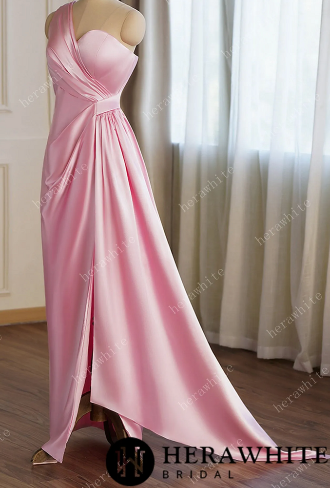 
                      
                        One-Shoulder Shining Spandex with Side Split Bridesmaid Dress
                      
                    