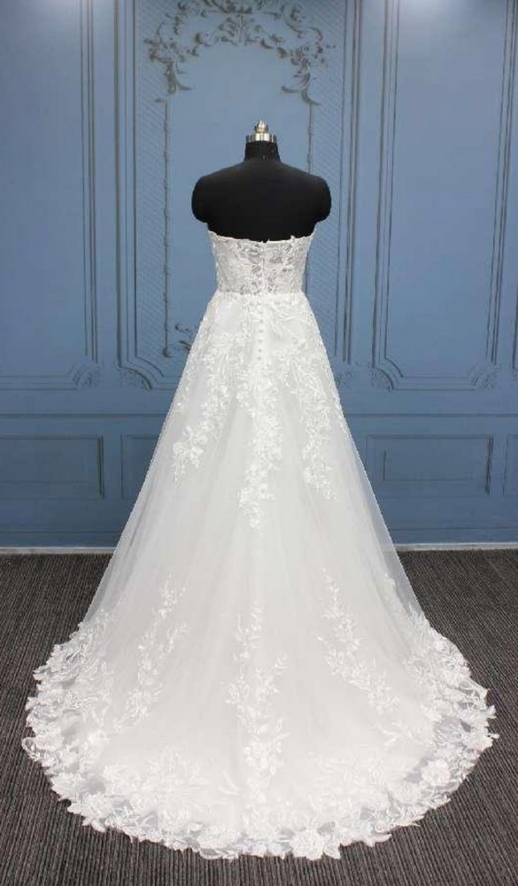 
                      
                        Sweetheart Sleeveless Bead Lace A Line Bridal Gown
                      
                    