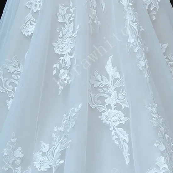 Load image into Gallery viewer, Ethereal A-Line Wedding Dress with Frosted Flower Lace
