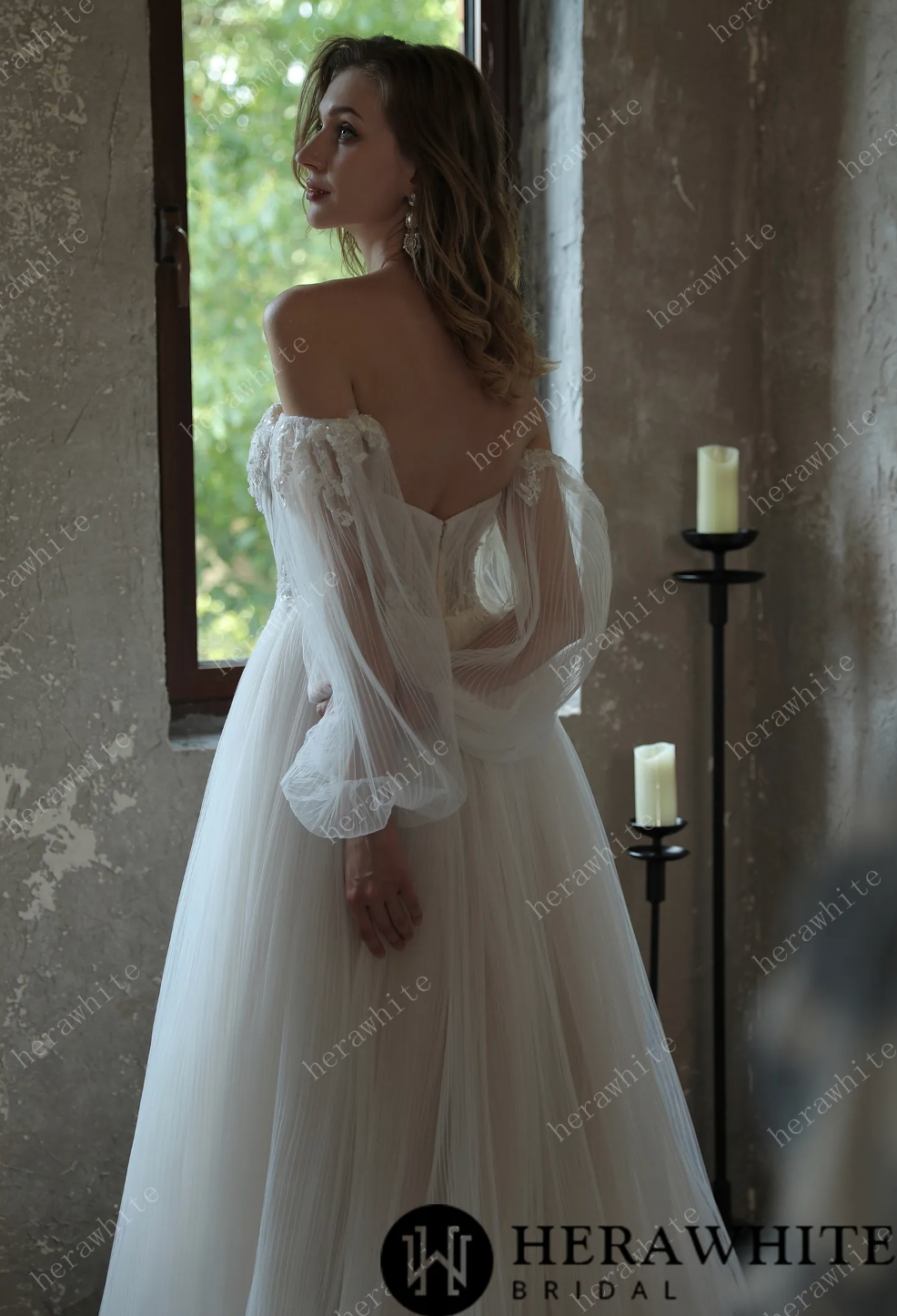 Enchanting Pleated Tulle A-line Wedding Dress with Pouf Sleeves