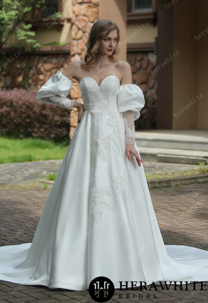 
                      
                        Classic Sweetheart Satin Wedding Dress With Detachable Pouf Sleeves
                      
                    