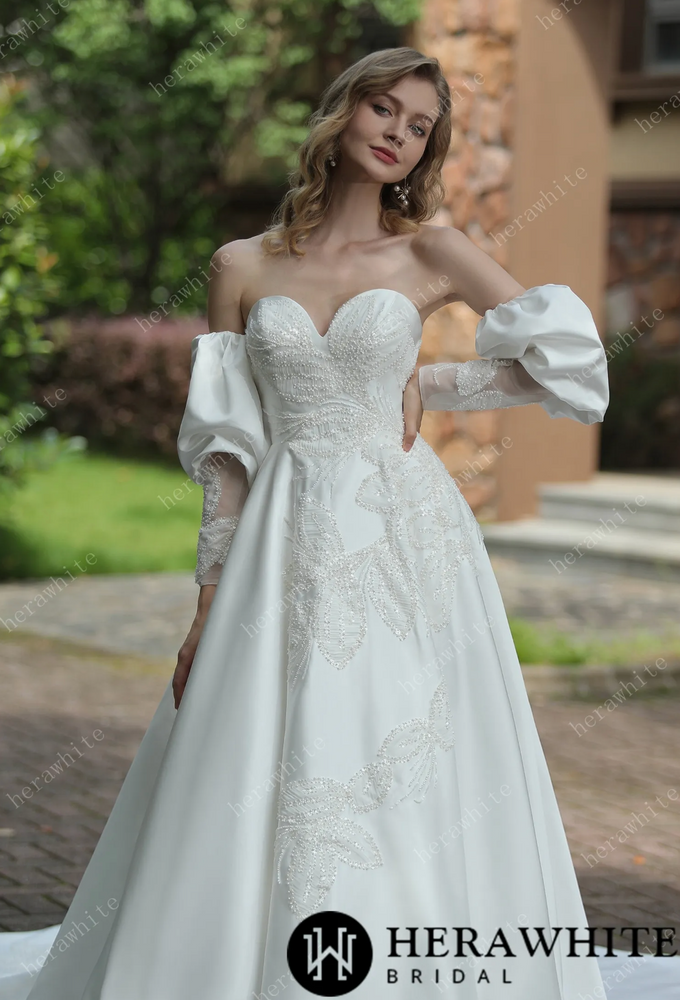 
                      
                        Classic Sweetheart Satin Wedding Dress With Detachable Pouf Sleeves
                      
                    