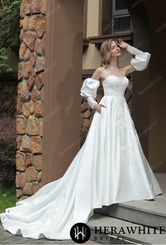 
                      
                        Classic Sweetheart Satin Wedding Dress With Detachable Pouf Sleeves
                      
                    