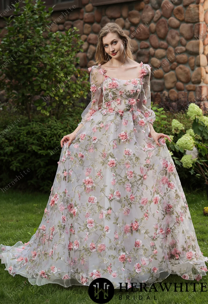 
                      
                        Romantic Square Neckline 3D Flowers Bridal Gown With Detachable Sleeves
                      
                    