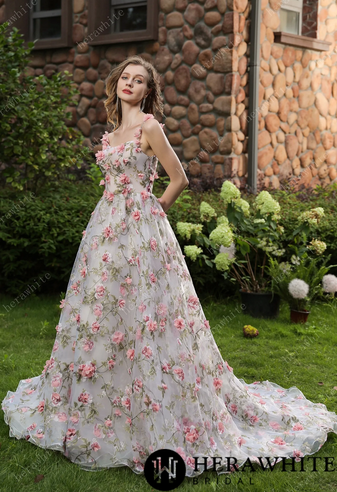 
                      
                        Romantic Square Neckline 3D Flowers Bridal Gown With Detachable Sleeves
                      
                    