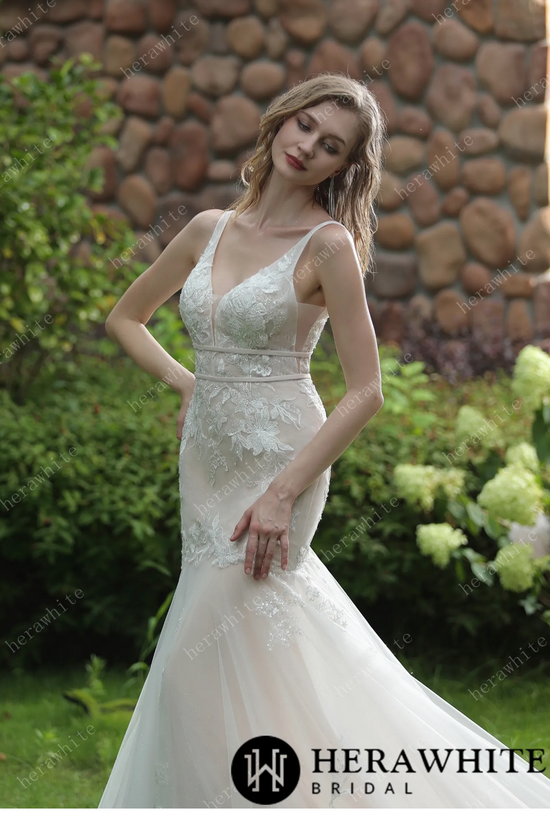 Load image into Gallery viewer, Plunging Sweetheart Beaded Mermaid Gown With Double Band
