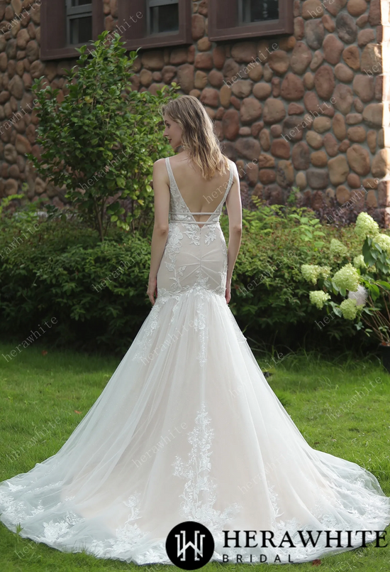 Load image into Gallery viewer, Plunging Sweetheart Beaded Mermaid Gown With Double Band
