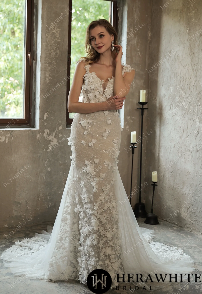 
                      
                        Stunning 3D Petal Lace Wedding Dress And Sparkle Tulle
                      
                    