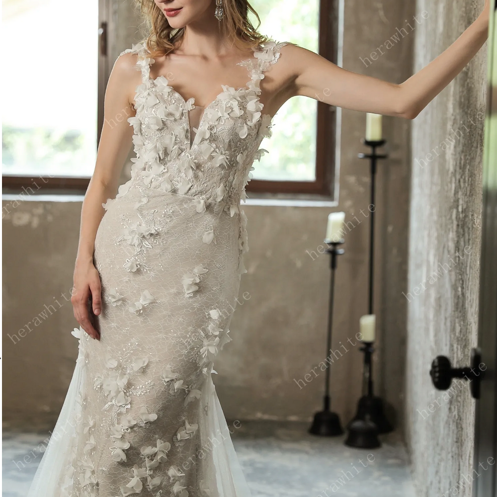 
                      
                        Stunning 3D Petal Lace Wedding Dress And Sparkle Tulle
                      
                    