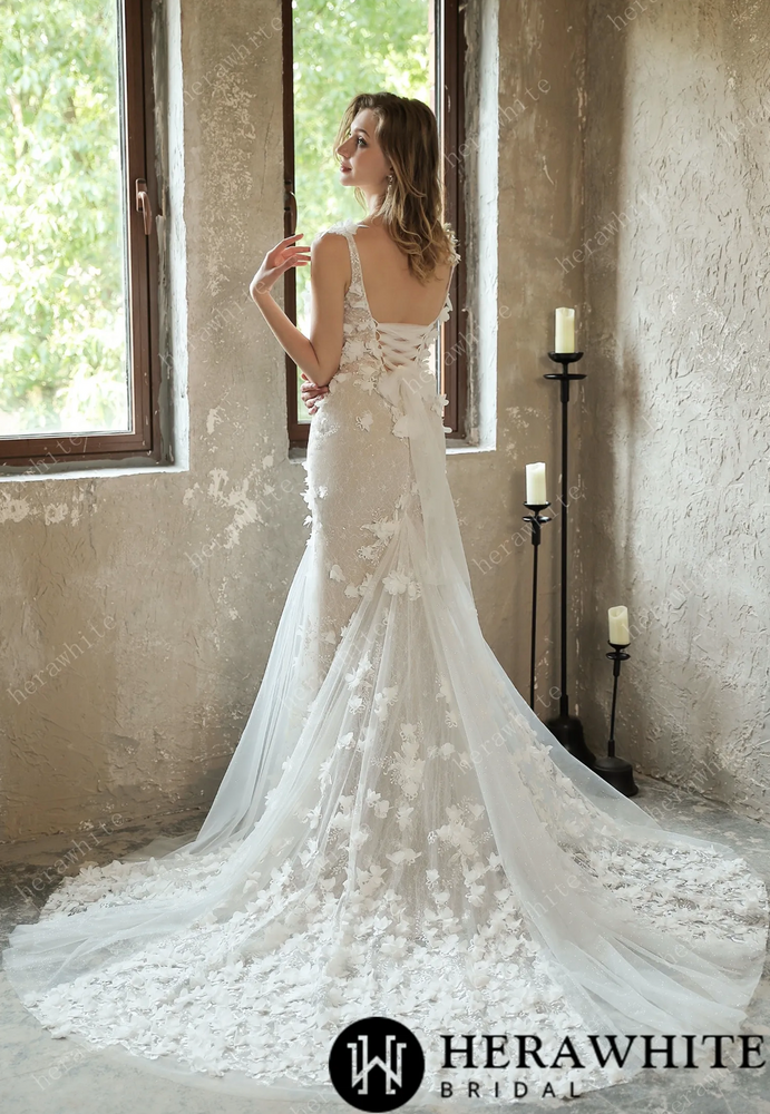 
                      
                        Stunning 3D Petal Lace Wedding Dress And Sparkle Tulle
                      
                    