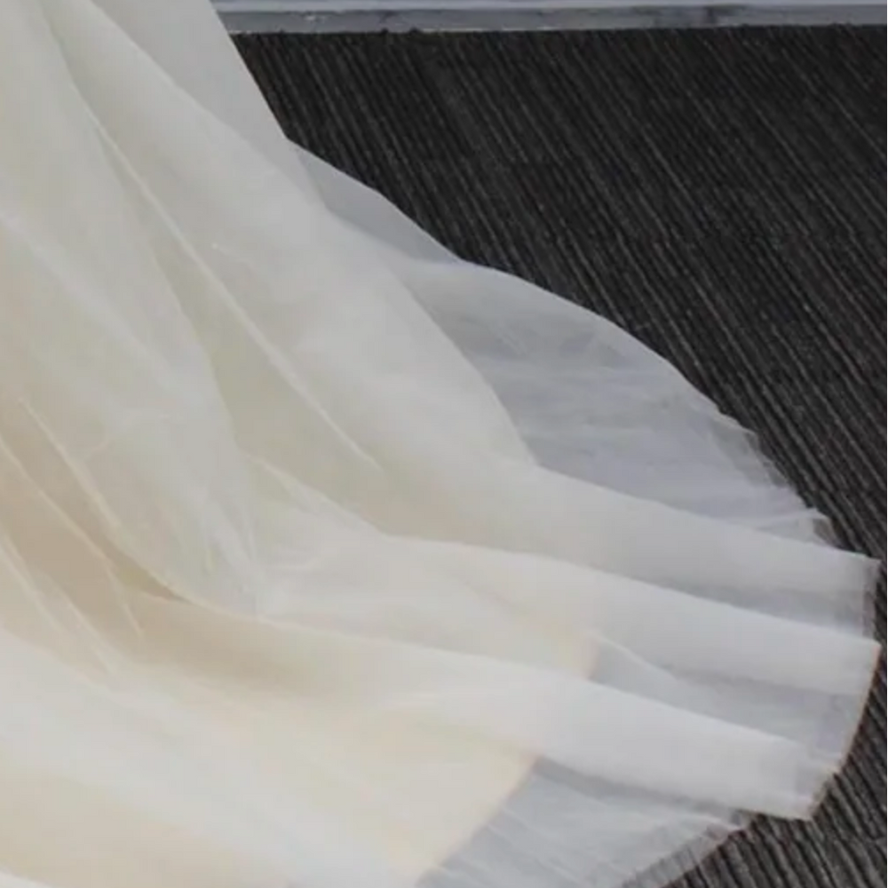 
                      
                        Plus Size Cut Tulle Cap Sleeve A Line Wedding Bridal Gown
                      
                    