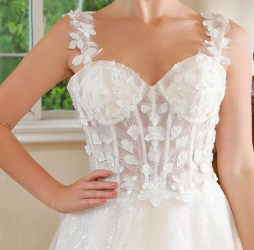 Short dress with diamond embroidered corset