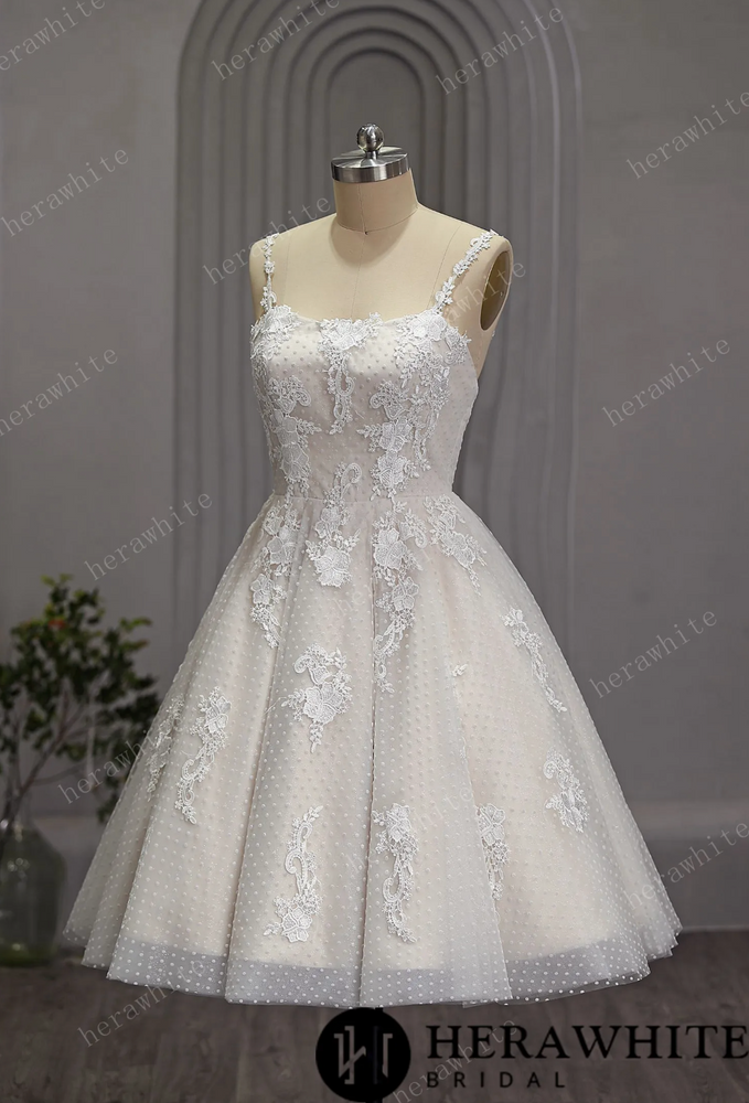 
                      
                        Short Tulle Ballgown Polka Dots Wedding Dress with Straps
                      
                    