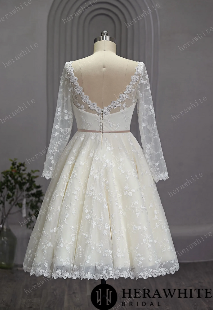 
                      
                        Vintage Lace Wedding Sheer Neckline With Sleeves Tea Length Garden Wedding Dress
                      
                    