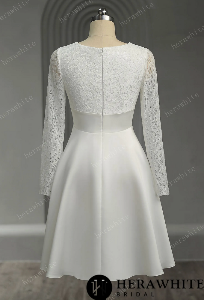 
                      
                        Classic V Neck Lace Short Wedding Dress
                      
                    