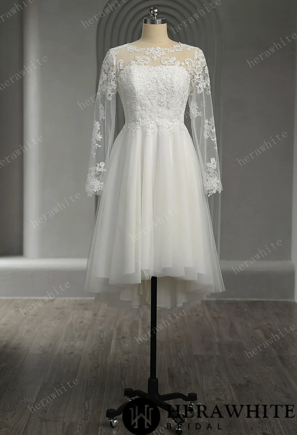 Corset Back Vintage Lace Long Sleeves Short Wedding Dress