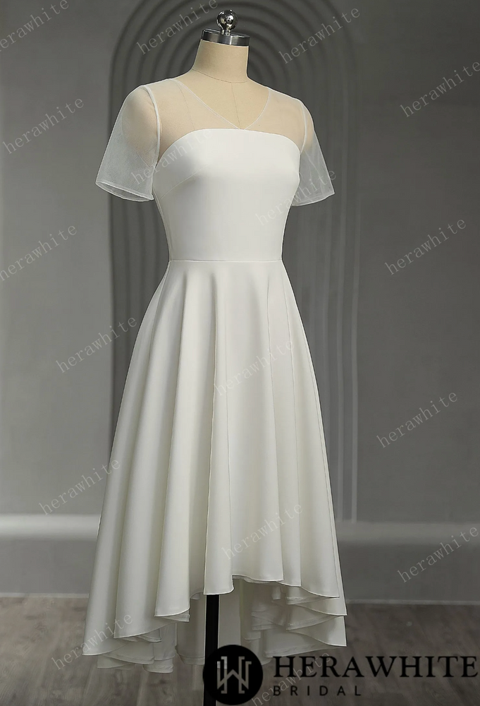 
                      
                        Soft Satin Short Wedding Dress With Short Sleeves
                      
                    