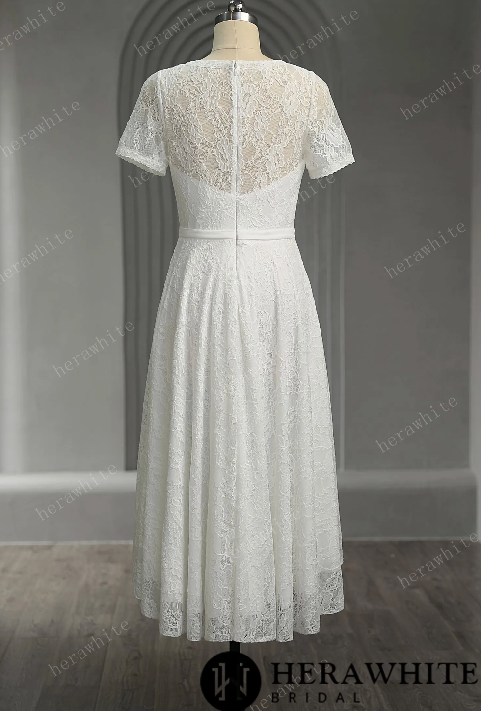 Classic Lace Short Wedding Dress