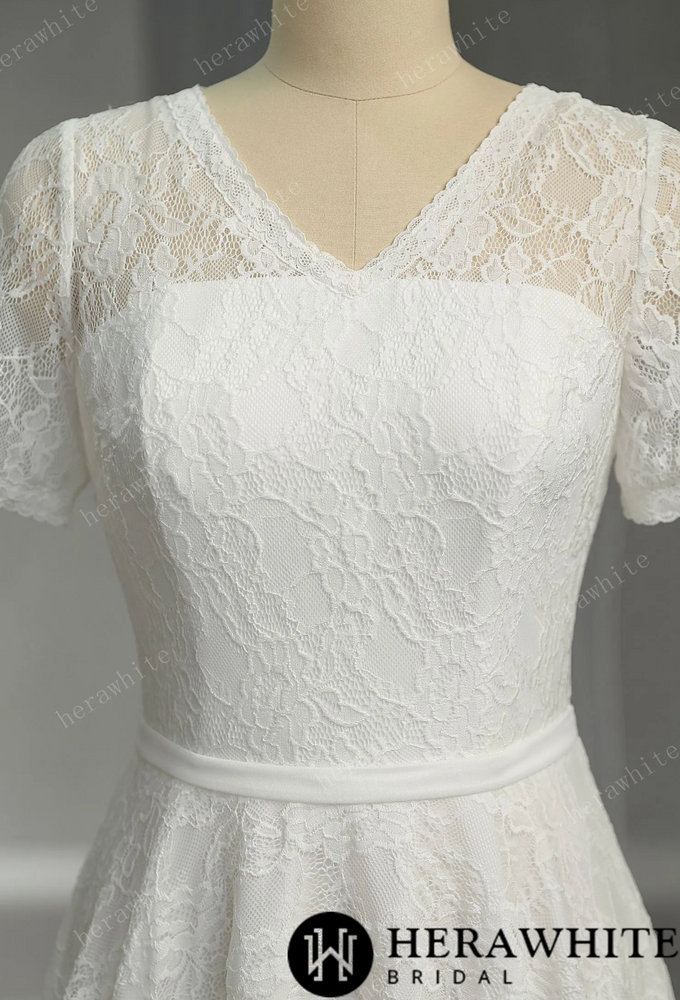 
                      
                        Classic Lace Short Wedding Dress
                      
                    