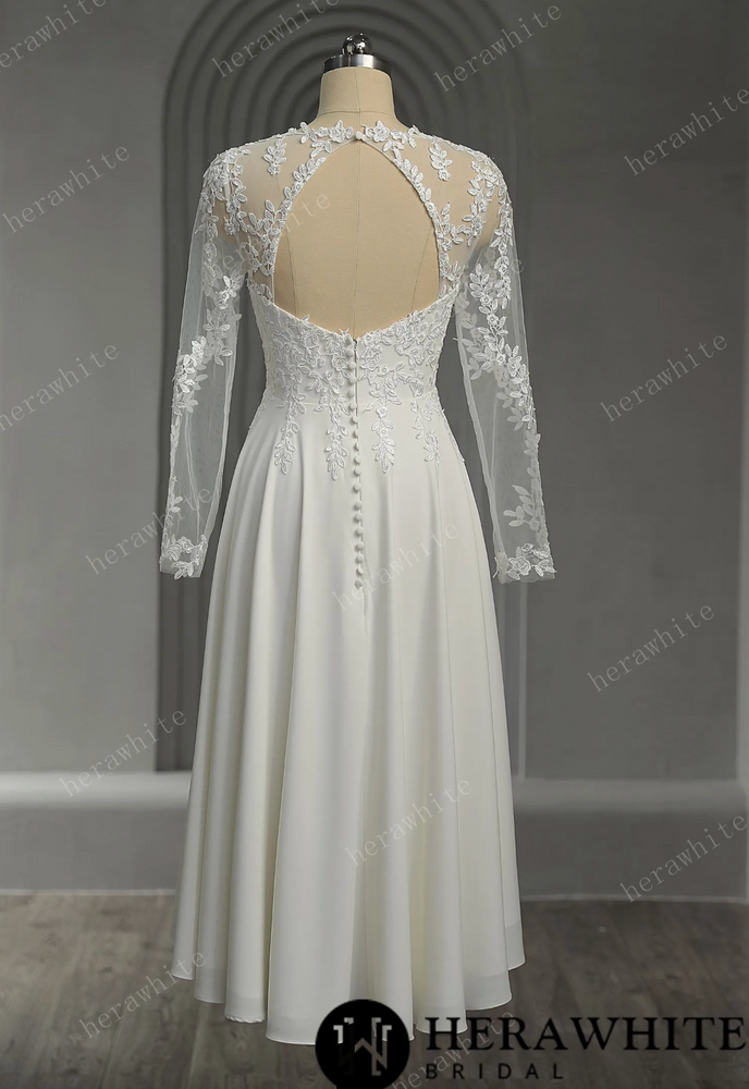 
                      
                        Illusion Lace Long Sleeves Tulle Short Wedding Dress
                      
                    