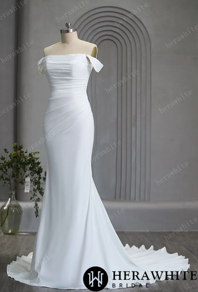 Classic Crepe Wedding Dress With Off-The-Shoulder Straps