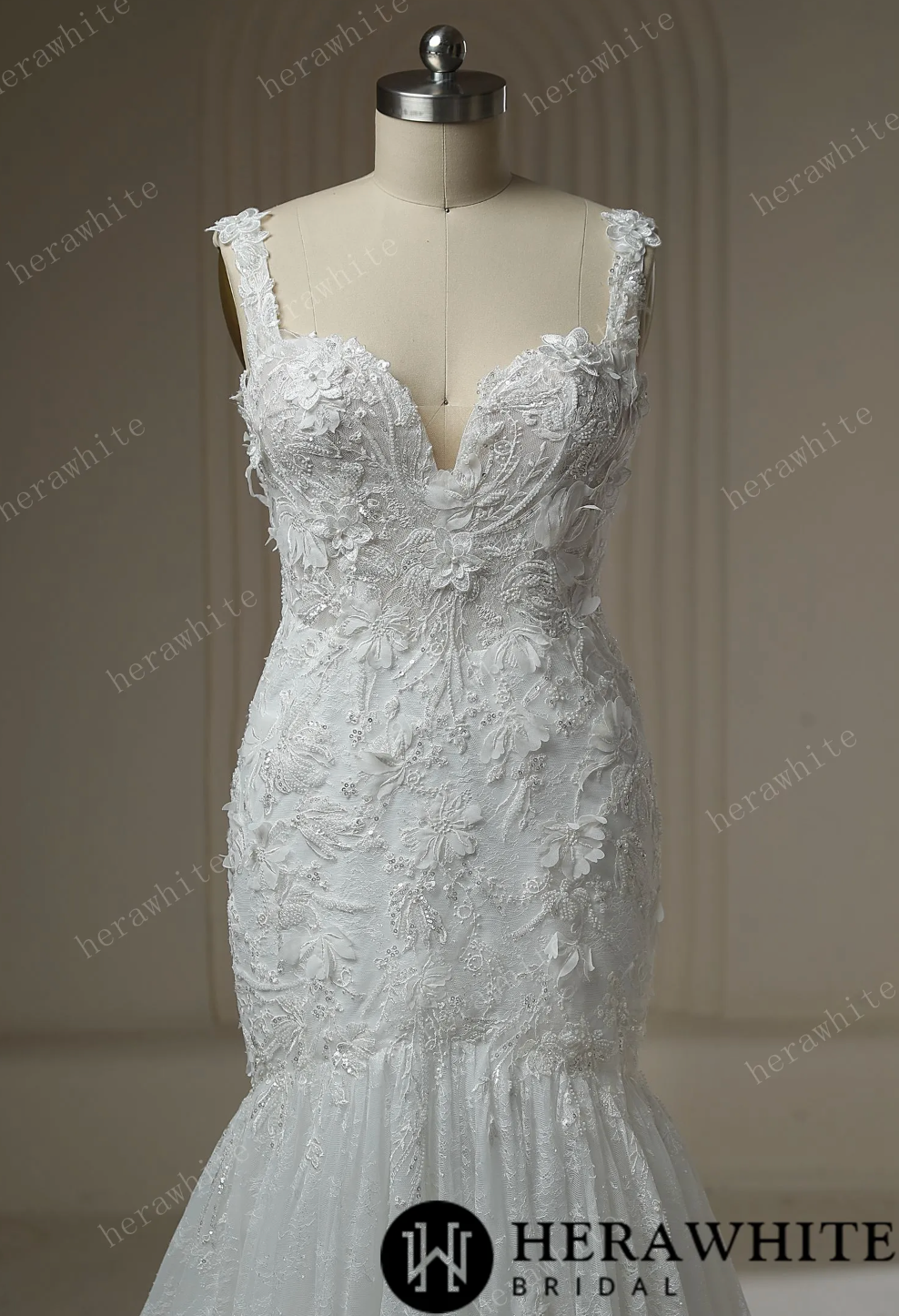 Luxury Lace Up Back Sweetheart Beaded Lace Wedding Dress