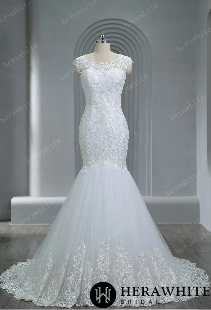 Bateau Neckline Mermaid Lace Wedding Dress