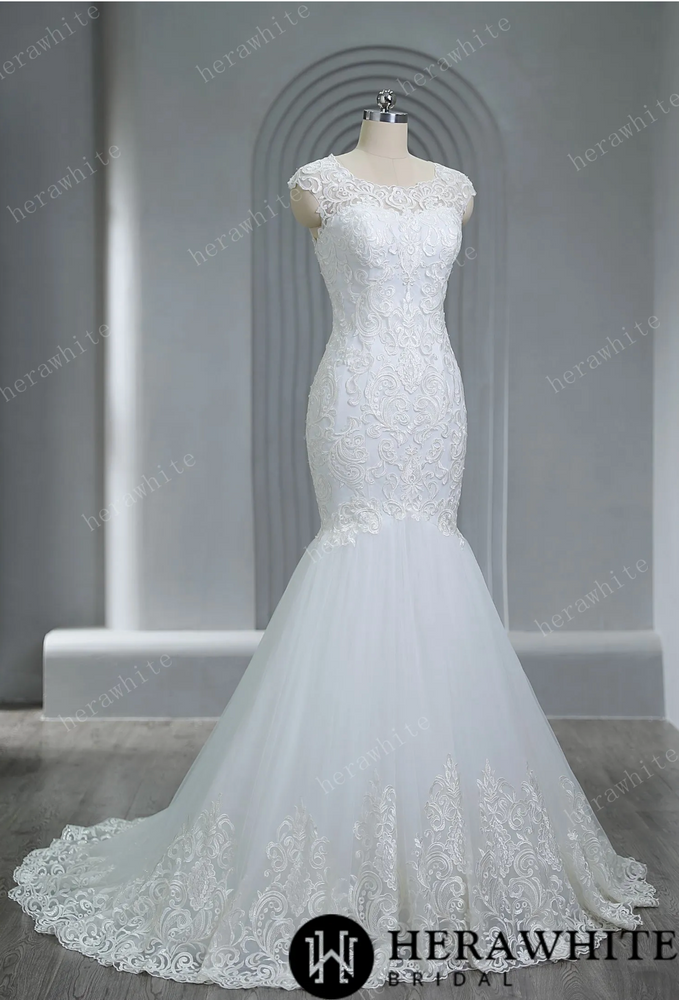 
                      
                        Bateau Neckline Mermaid Lace Wedding Dress
                      
                    